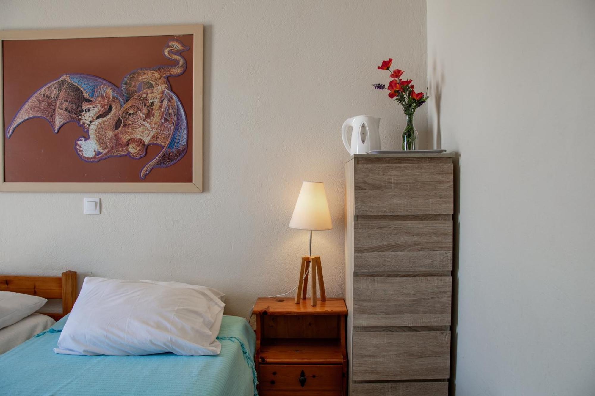 Nefeli Rooms Agia Marina  Екстер'єр фото