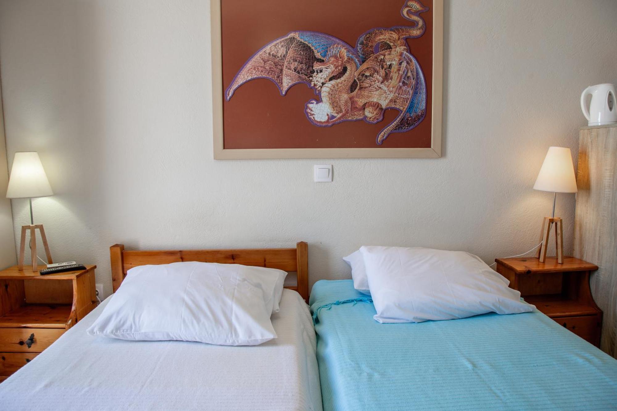 Nefeli Rooms Agia Marina  Екстер'єр фото
