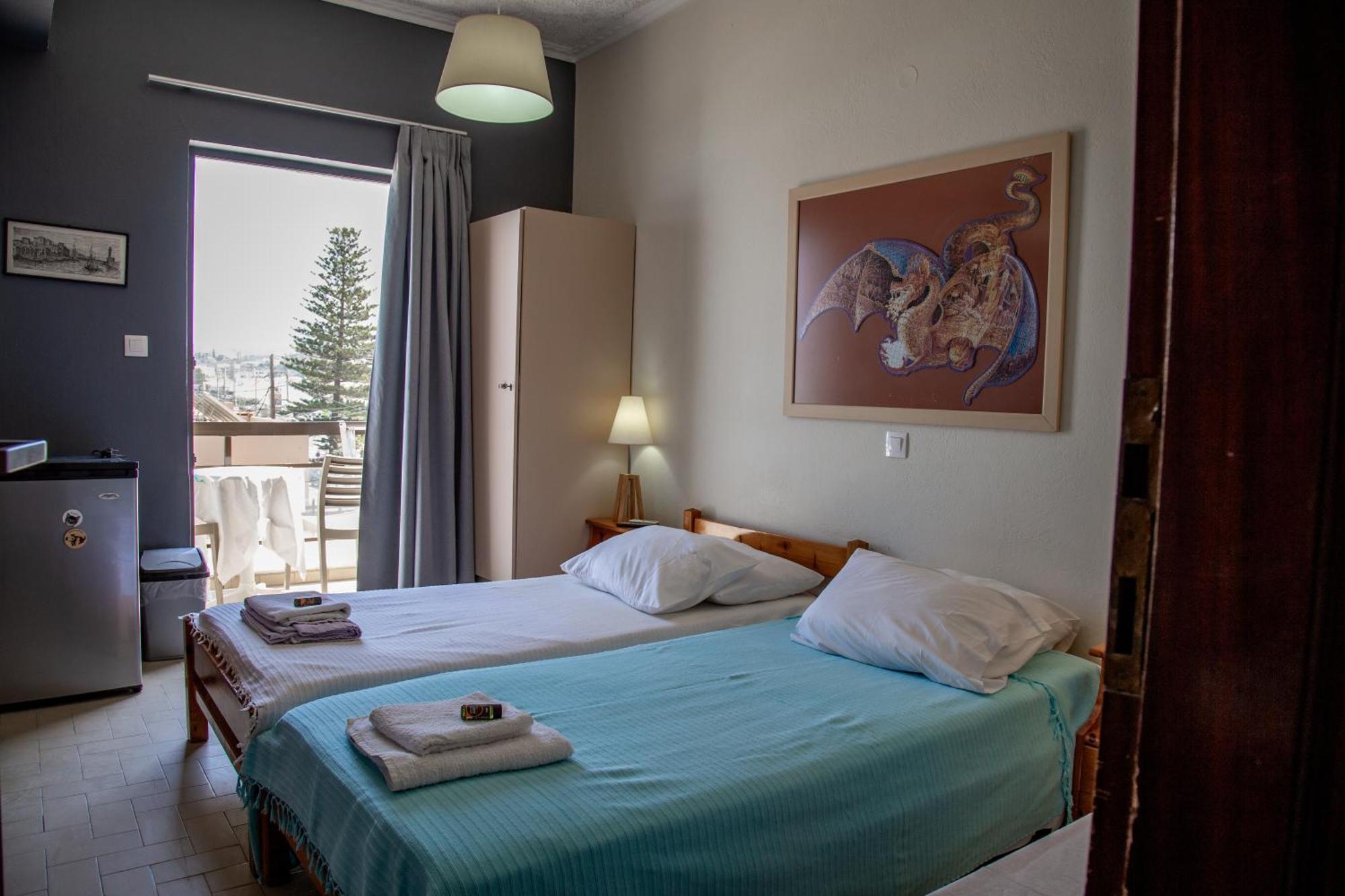 Nefeli Rooms Agia Marina  Екстер'єр фото