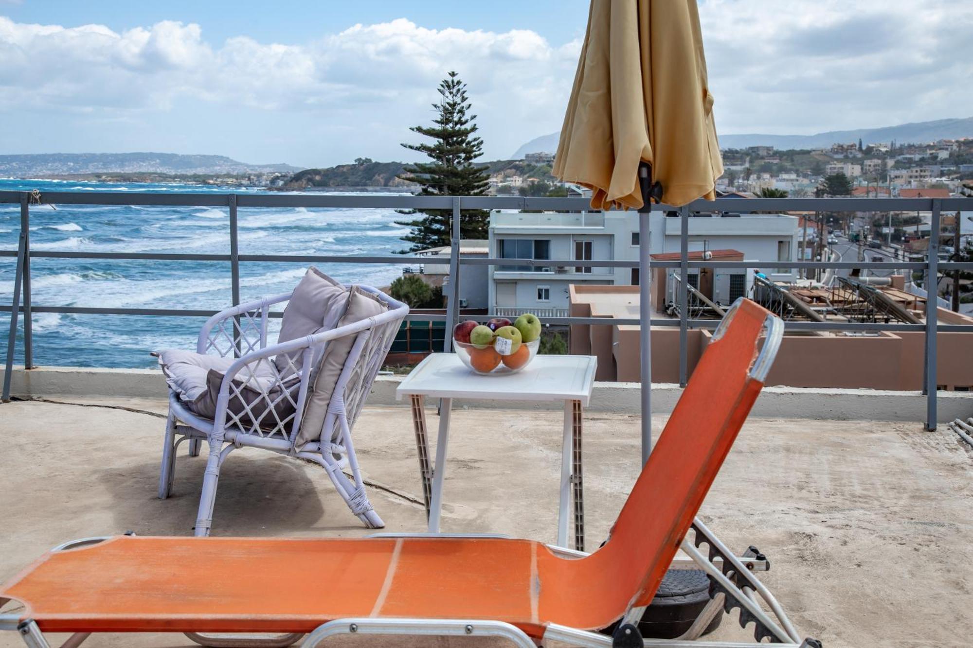 Nefeli Rooms Agia Marina  Екстер'єр фото