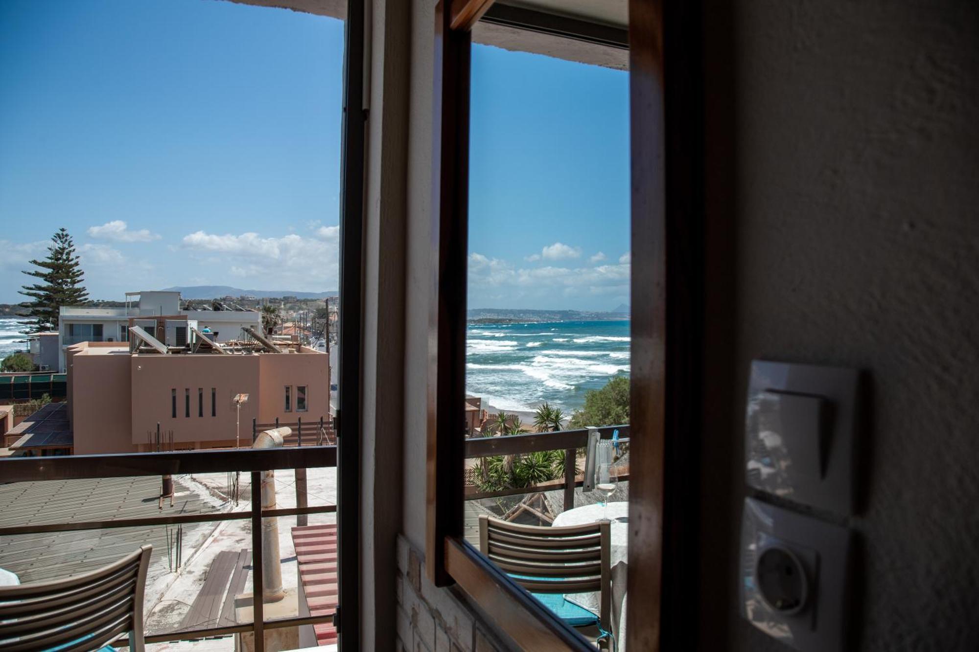 Nefeli Rooms Agia Marina  Екстер'єр фото