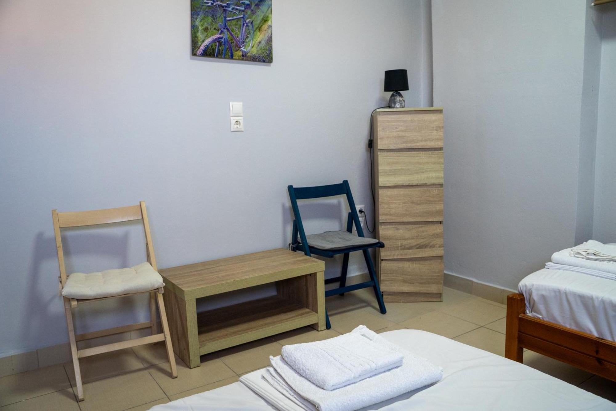 Nefeli Rooms Agia Marina  Екстер'єр фото